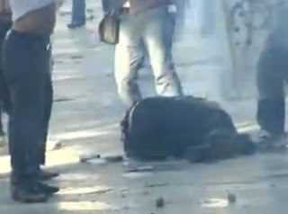 BINTEO-ΣΟΚ!!! Δολοφονία διαδηλωτή από αστυνομικό, στην Τουρκία...